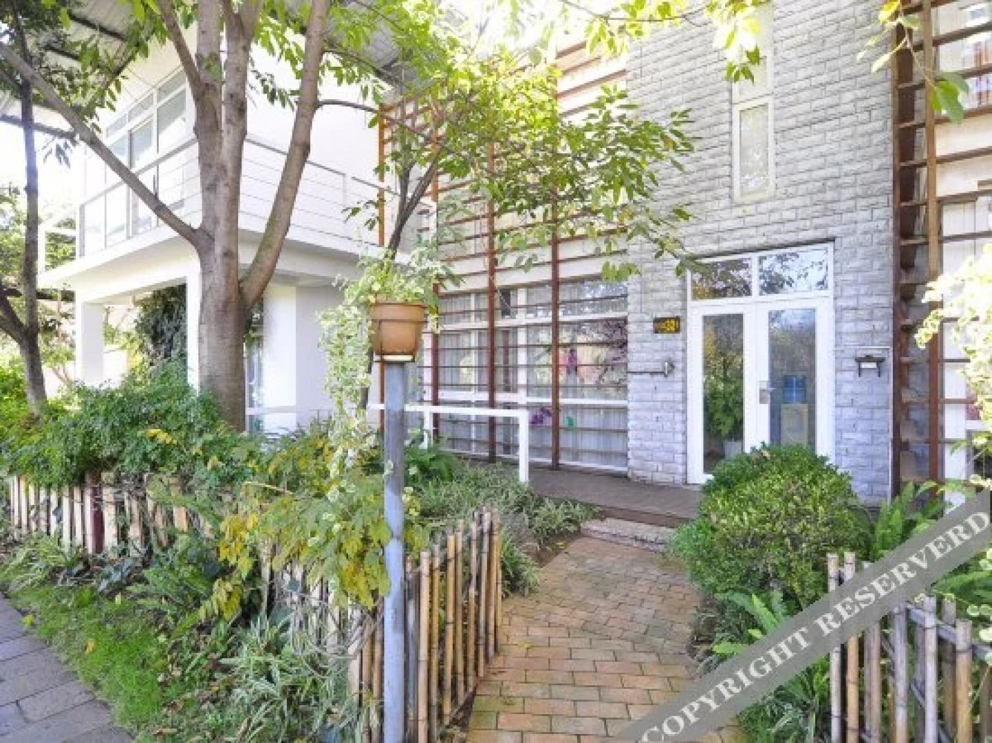 Yingyuetan Hotspring Hotel