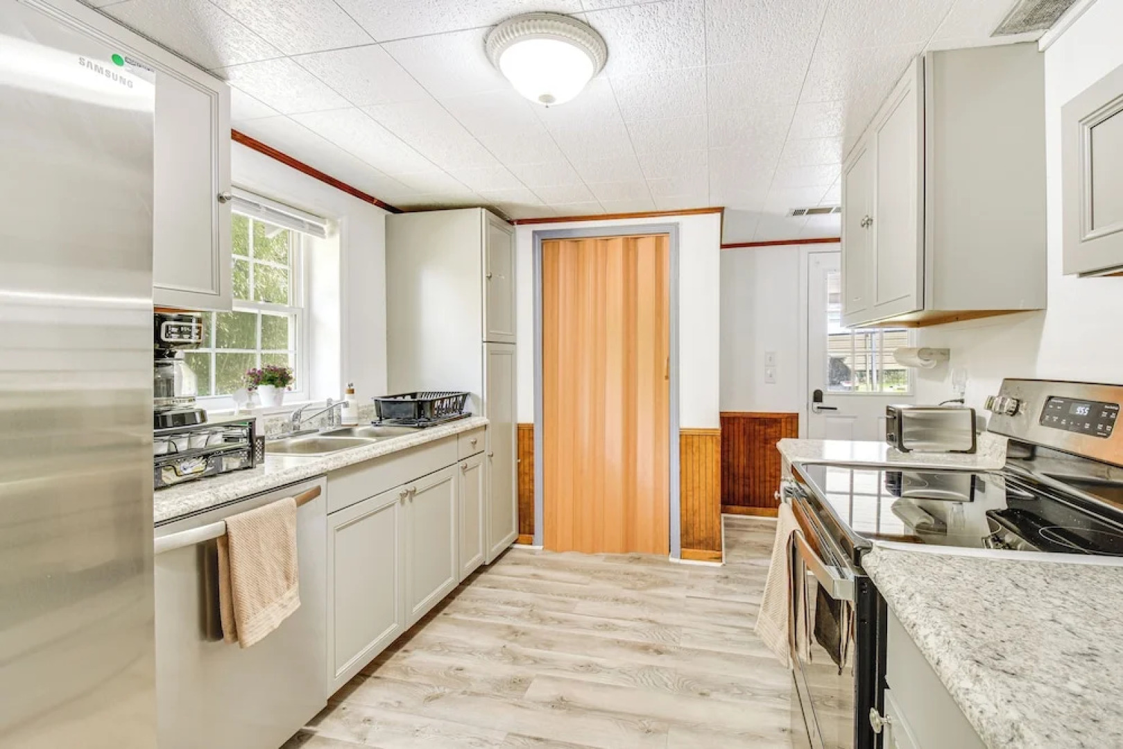 Seneca Vacation Rental w/ Grill Near Lake Hartwell