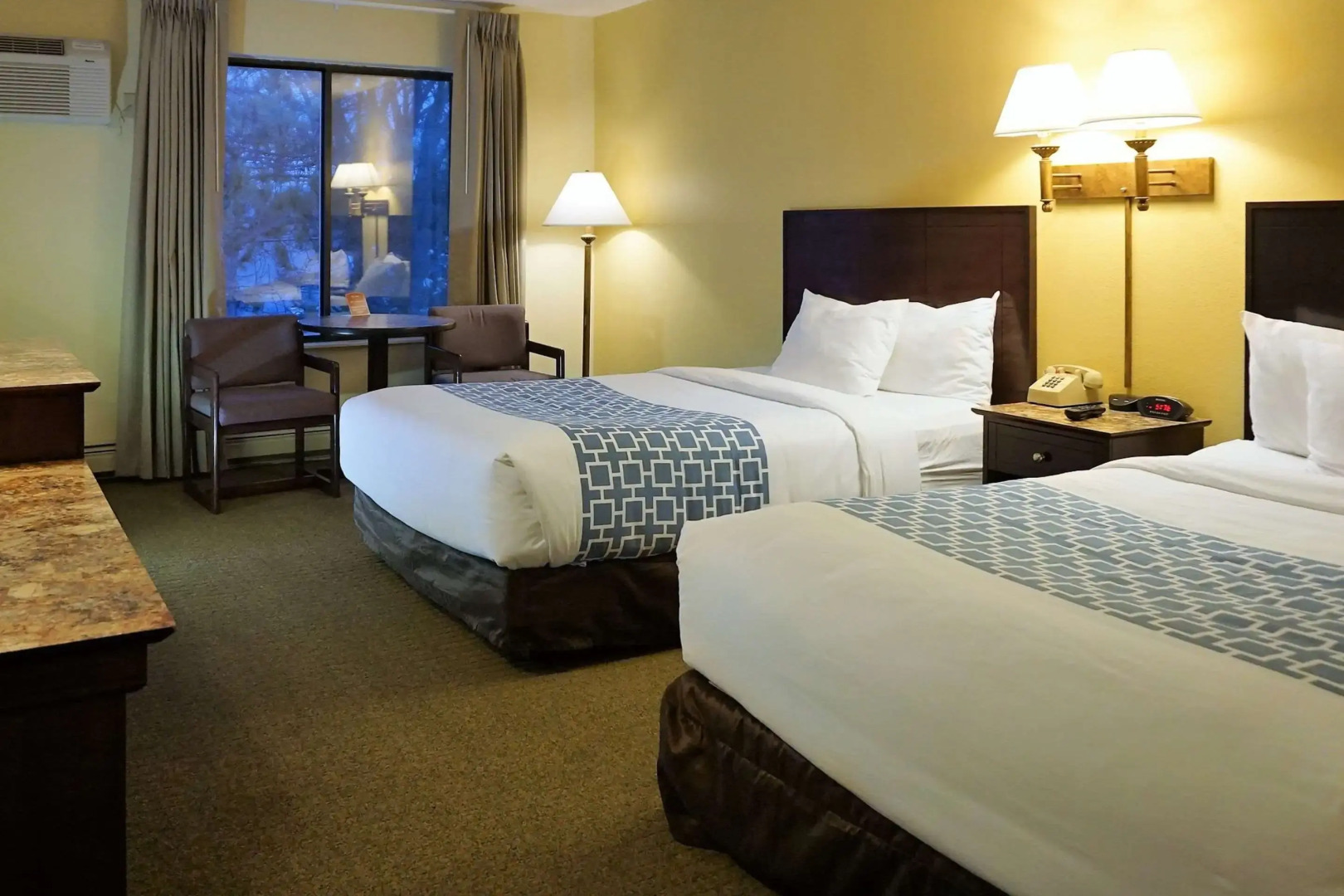 Econo Lodge Mayo Clinic Area