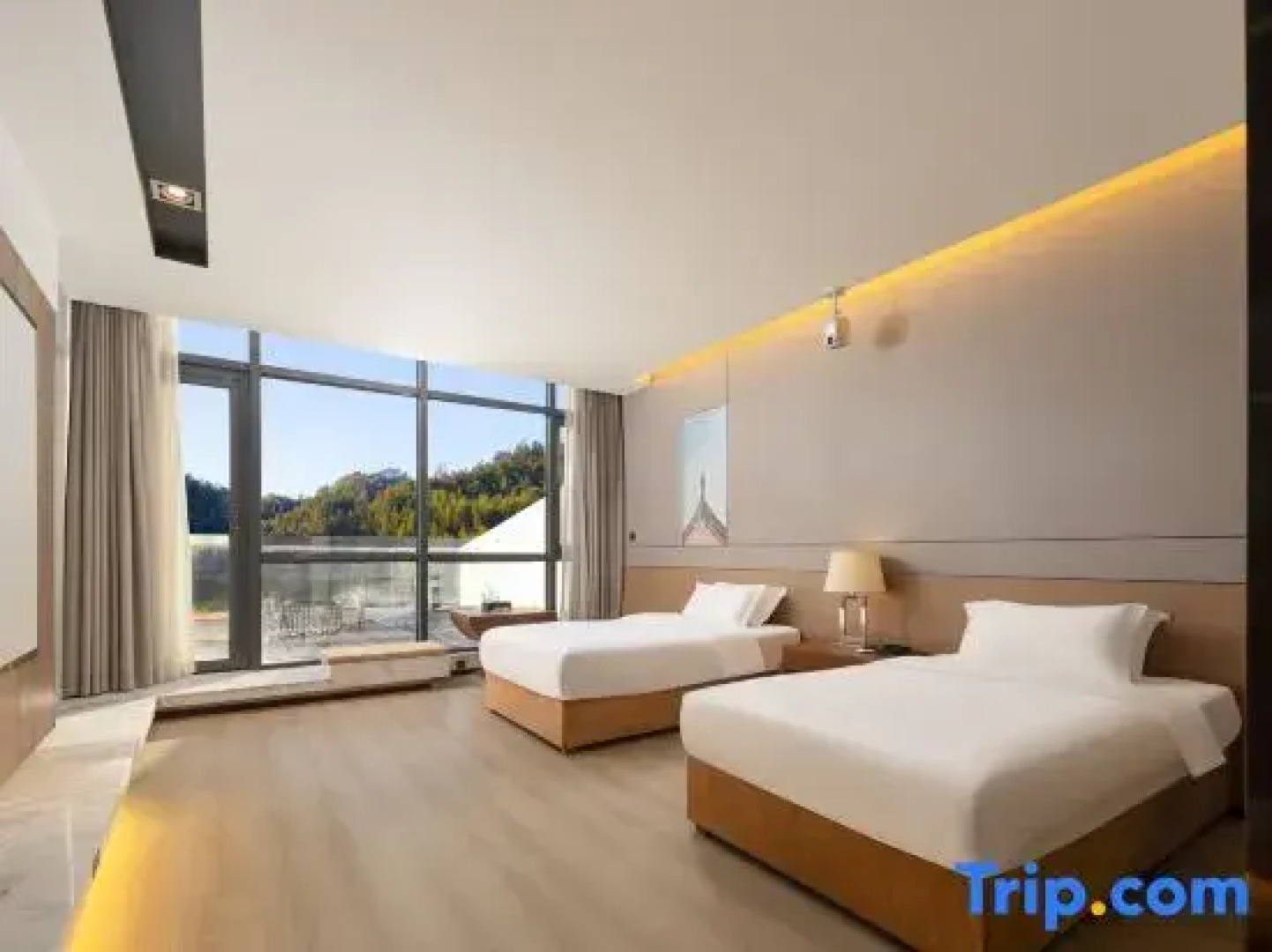 Wuyuan Wuli Shanshui Hot Spring Resort Hotel