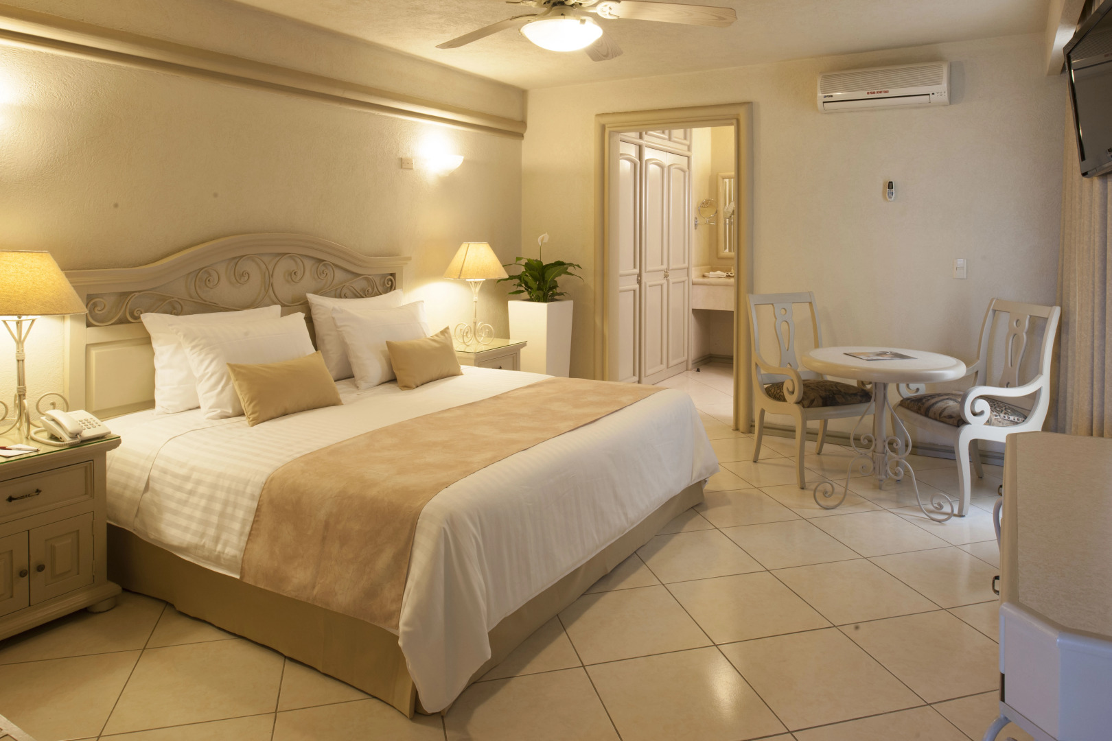 Hotel & Suites Quinta Magna