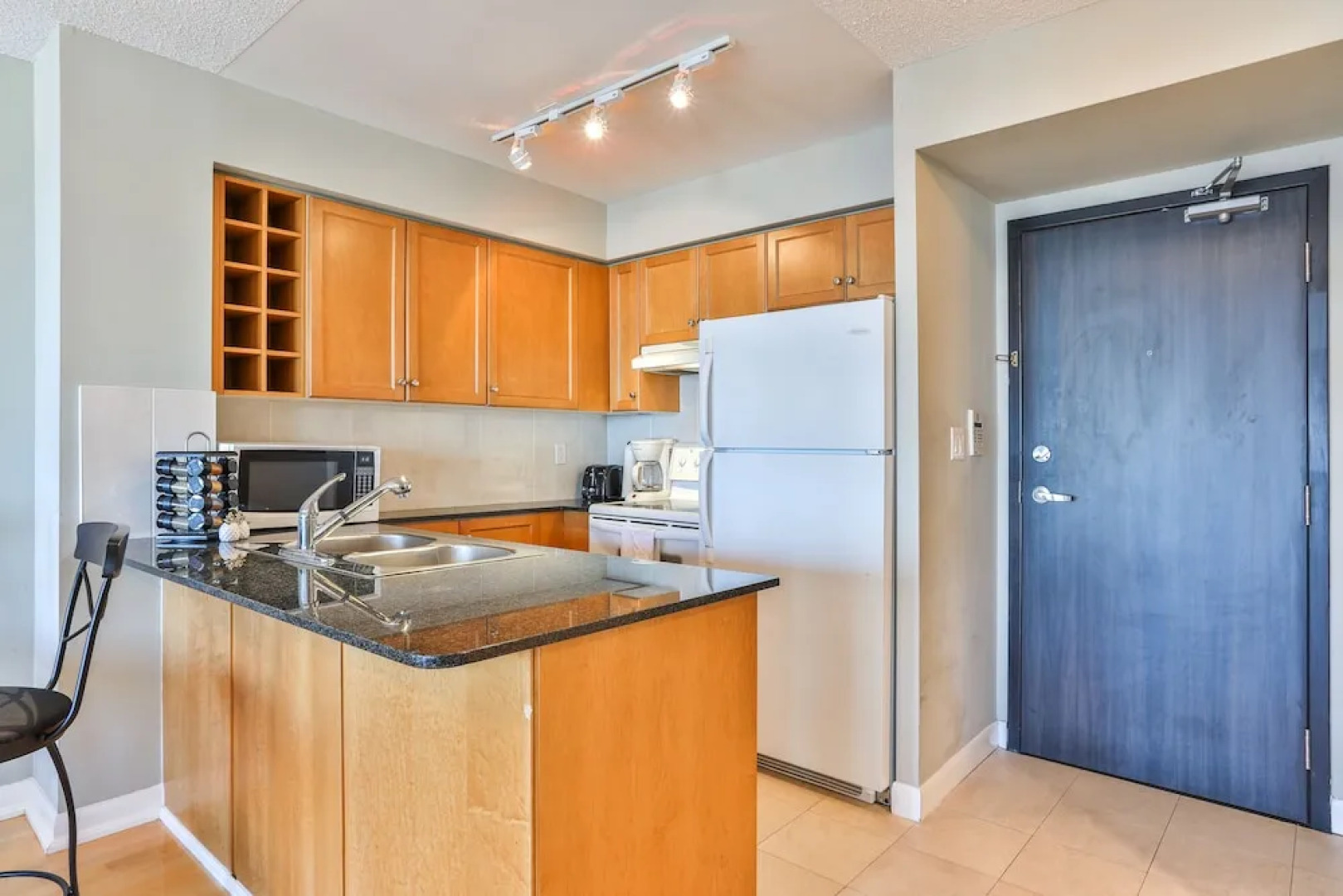 Entertainment District Modern Condo