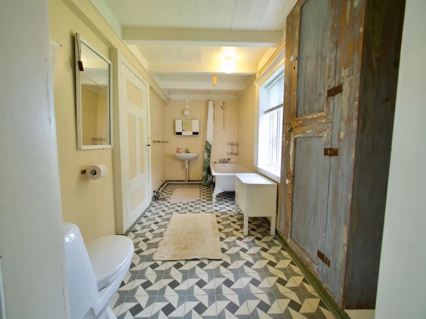 Lighthouse View Lofoten