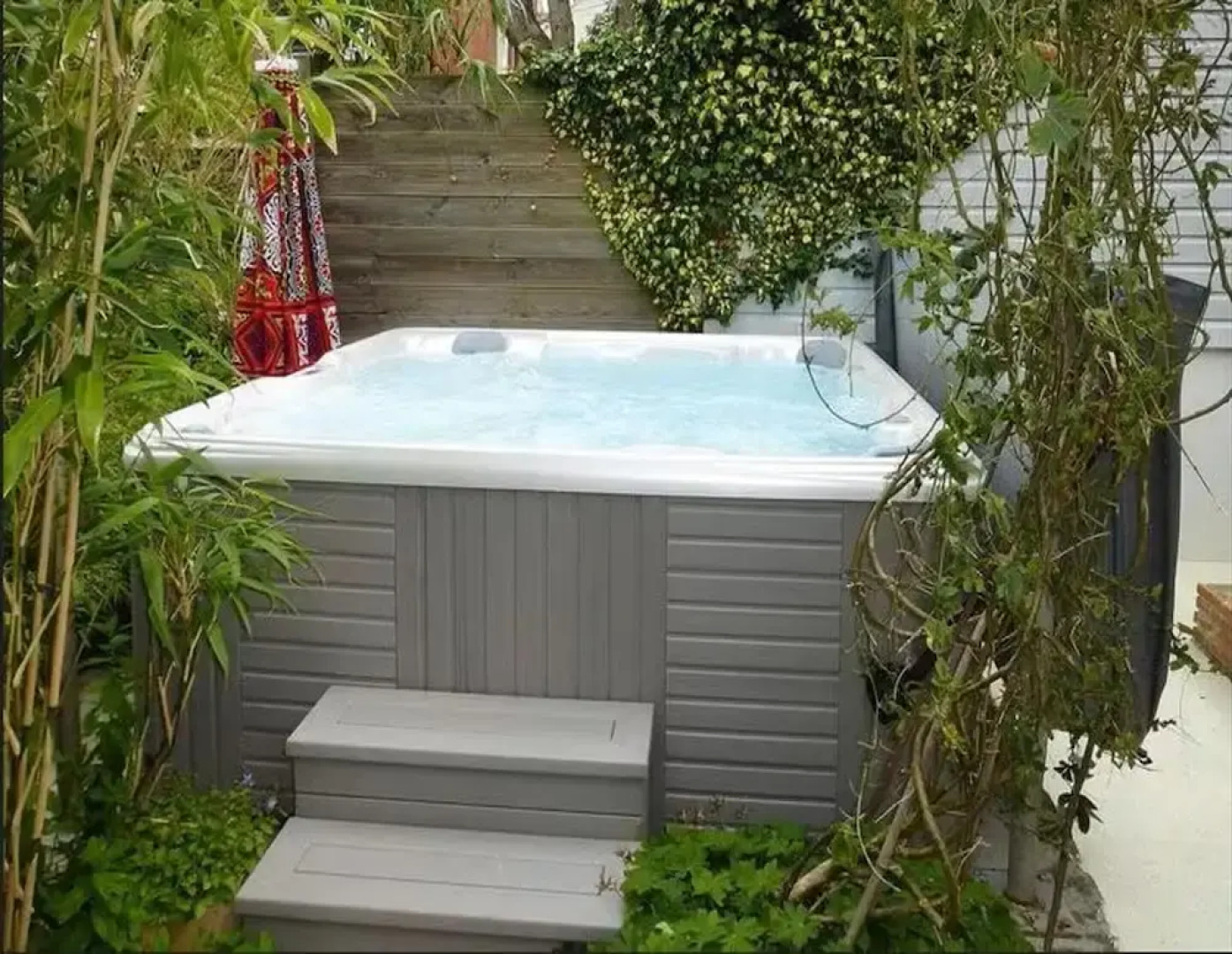 Apartment in Normandy Near Pebble Beach