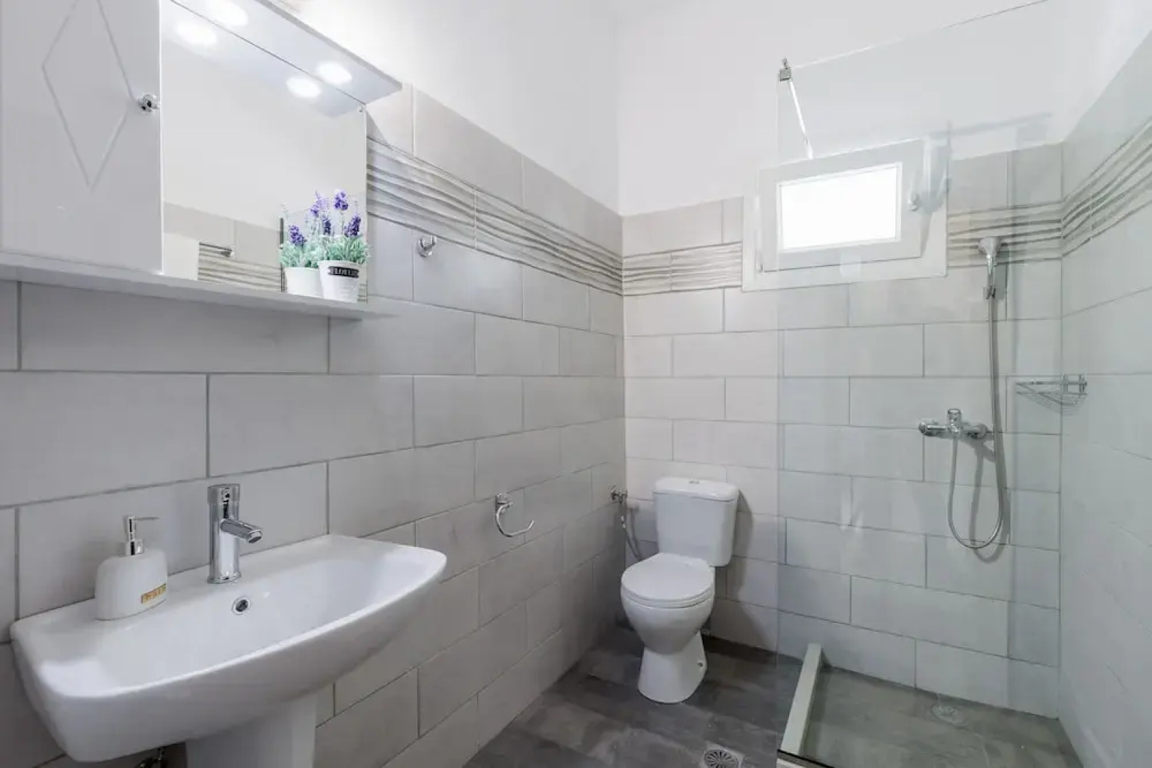 Katerina Horizon Apartments by Konnect