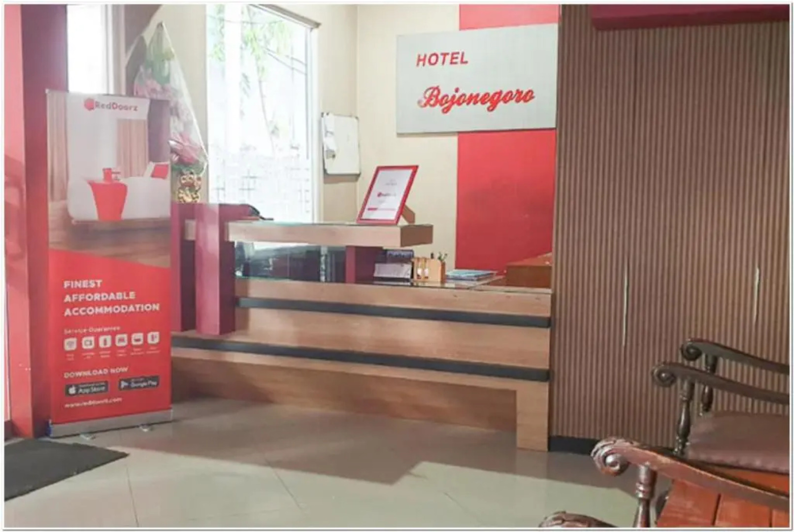 RedDoorz near Bojonegoro Train Station