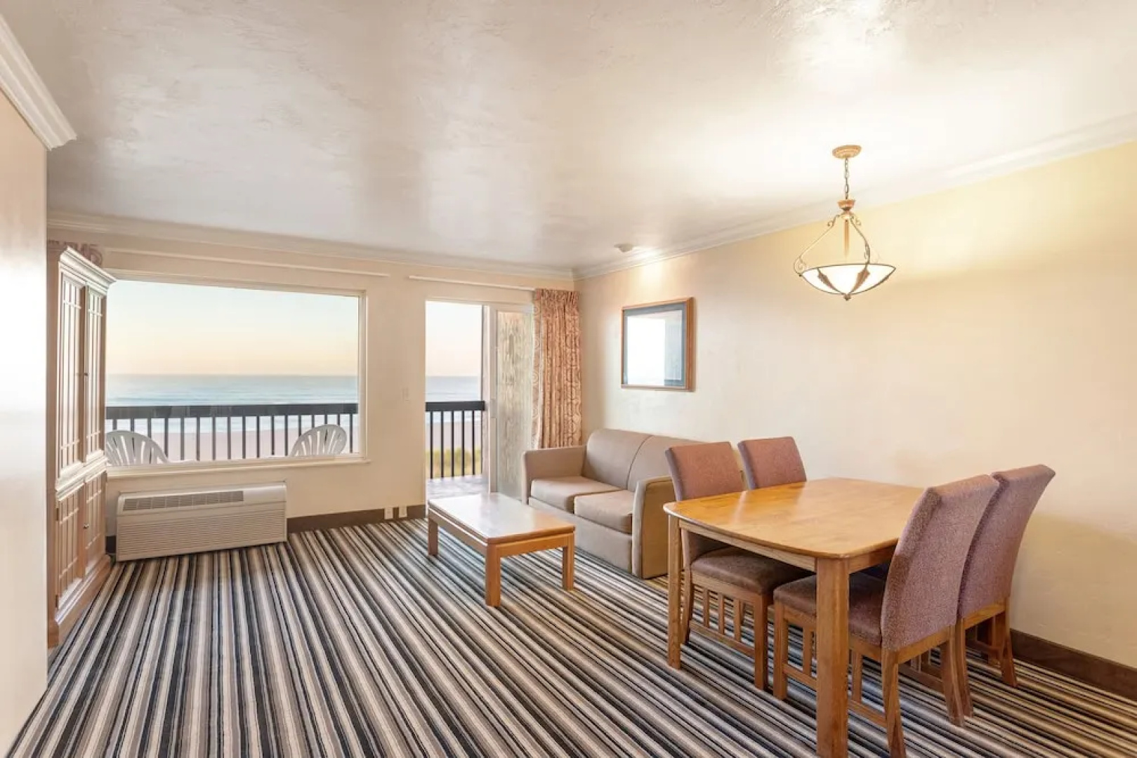 Best Western Plus Lincoln Sands Suites