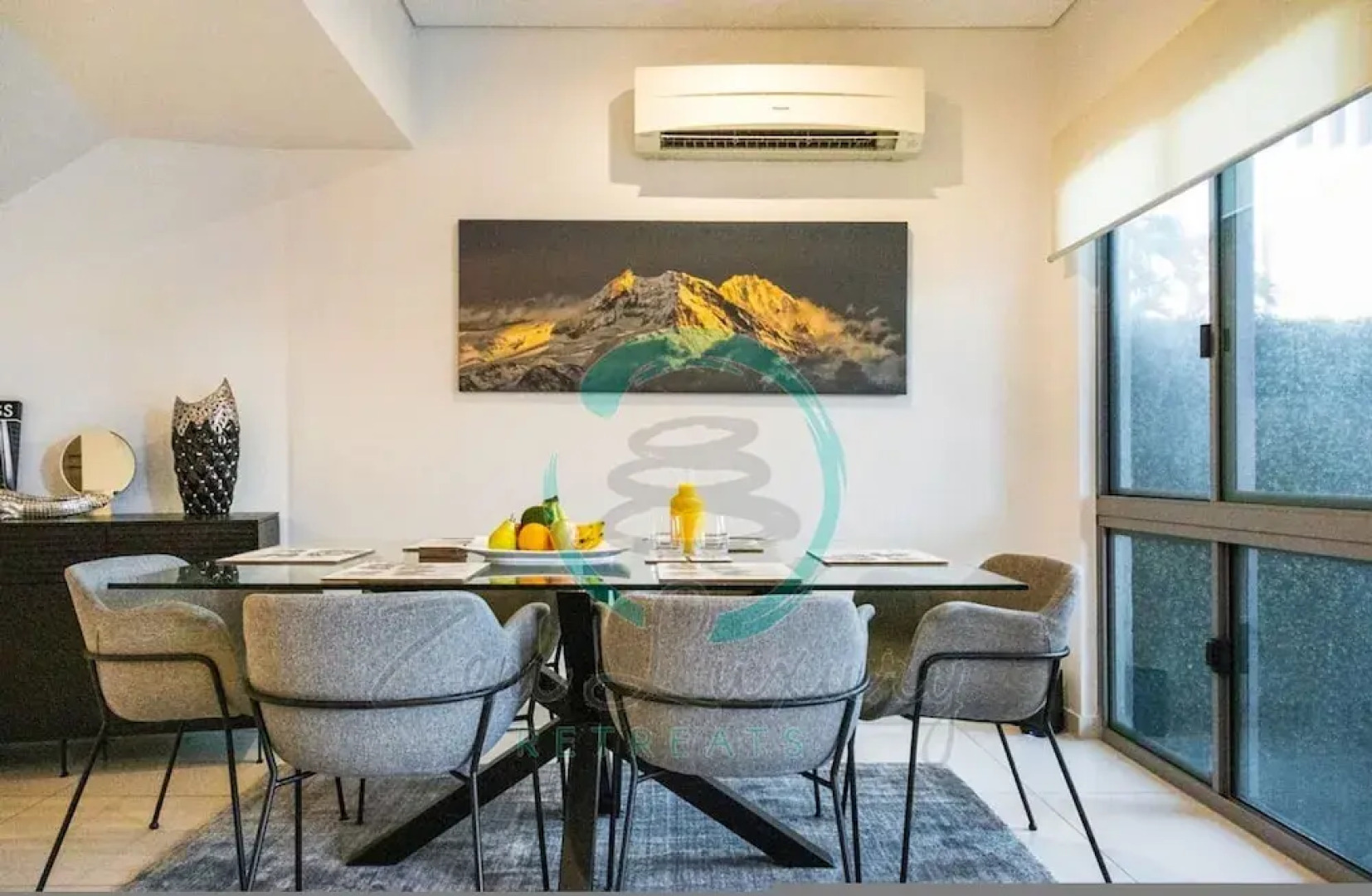 Luxurious Cozy Retreat Pool Office Parking