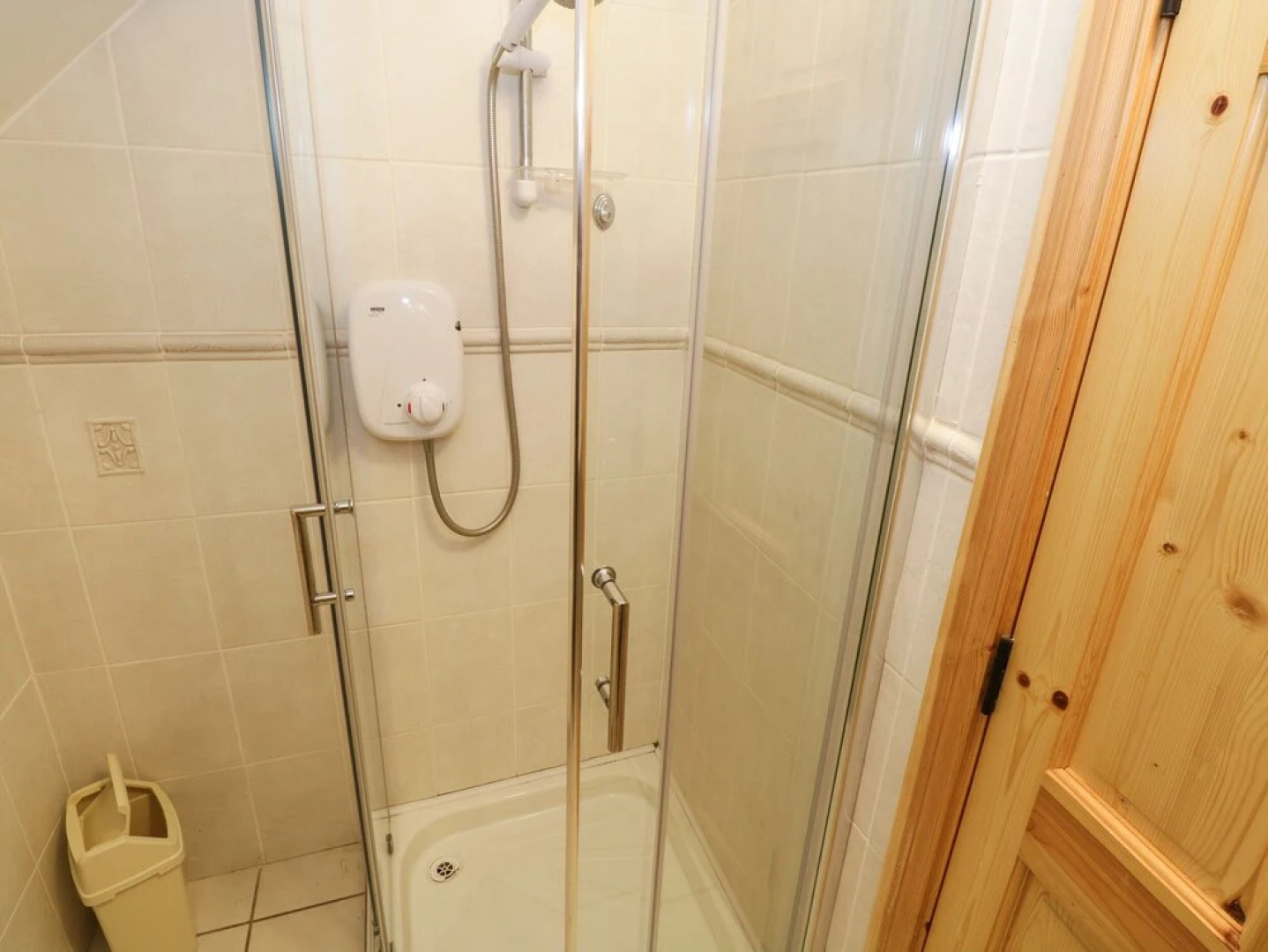 Lough Mask Road Fishing Lodge