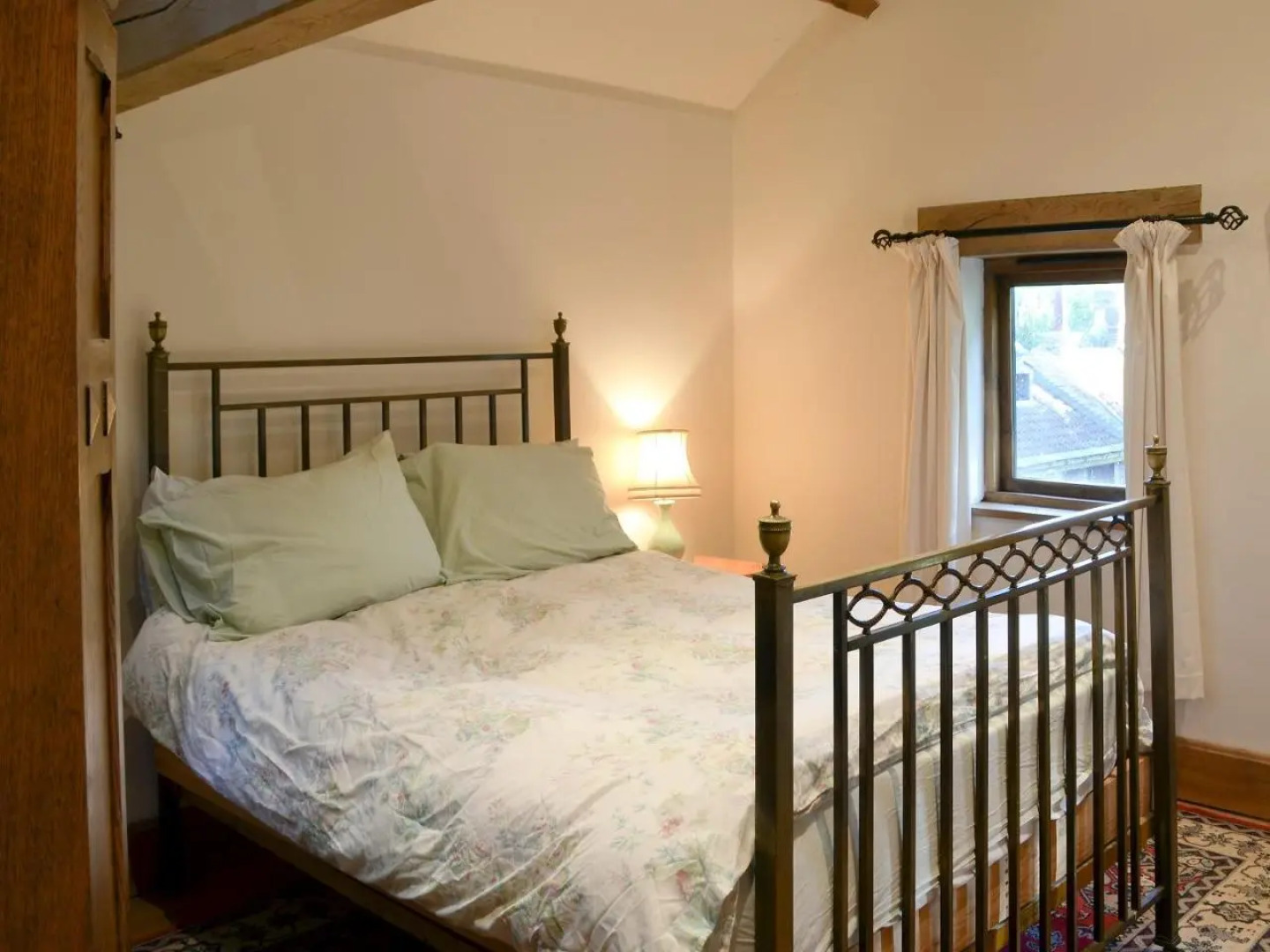 Shaw Properties The Ashes