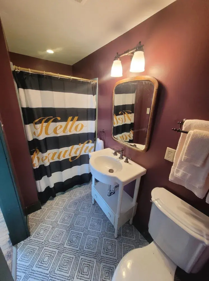 The Hand Hotel Bed & Breakfast