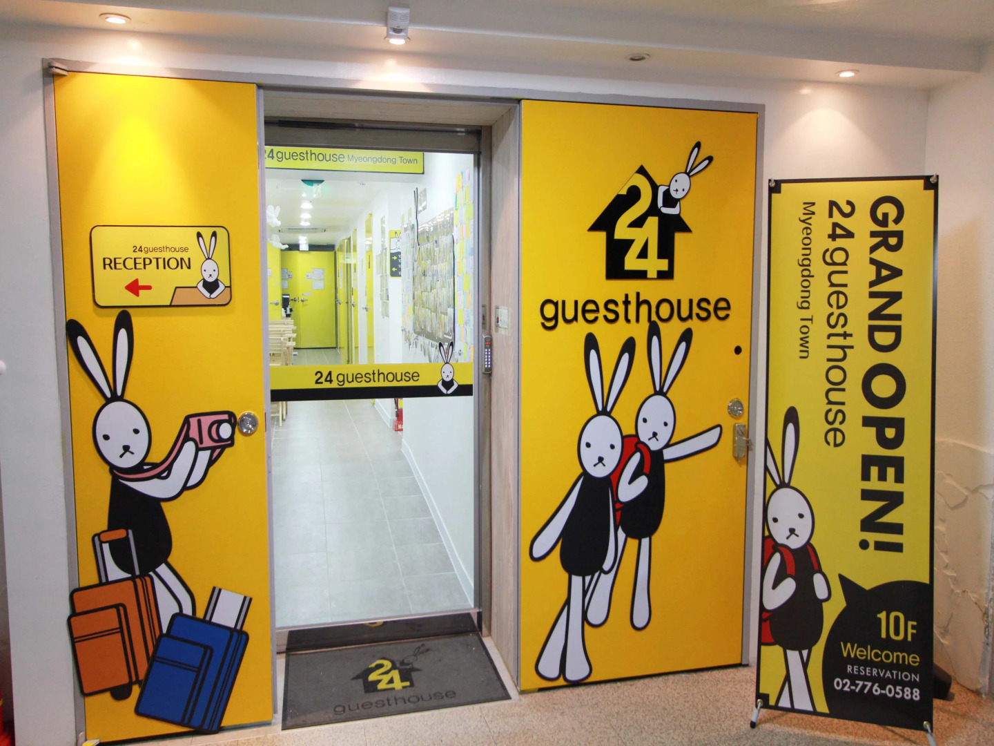 24 Guesthouse Myeongdong Town