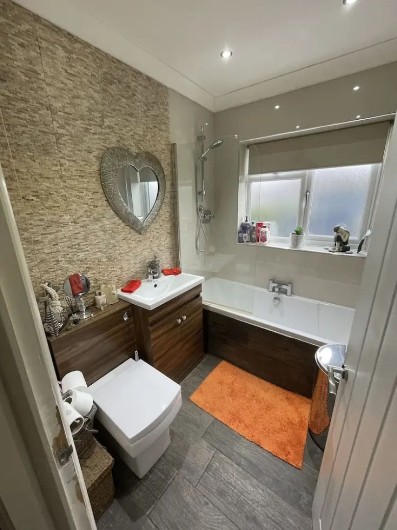 Beautiful 2-bed Bungalow in Canvey Island