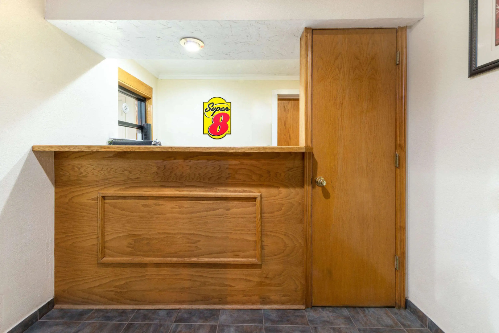 Super 8 by Wyndham Enid