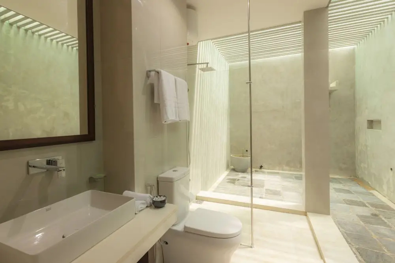 Serendipity Lake - Hikkaduwa