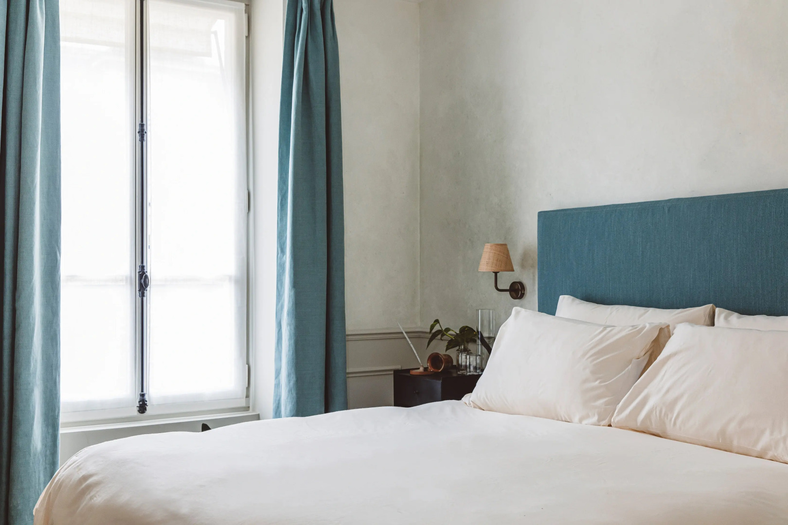 Hoy Paris - Home of YOGA