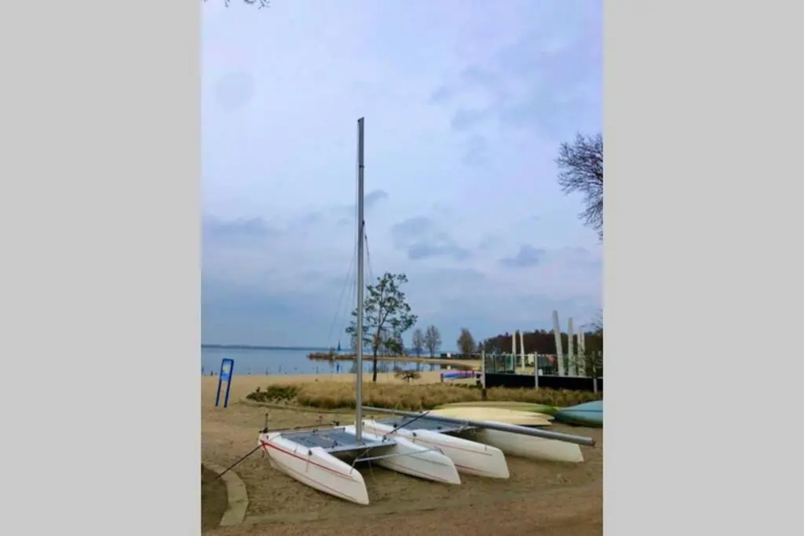 Beach Chalet Bad Hoophuizen VU43