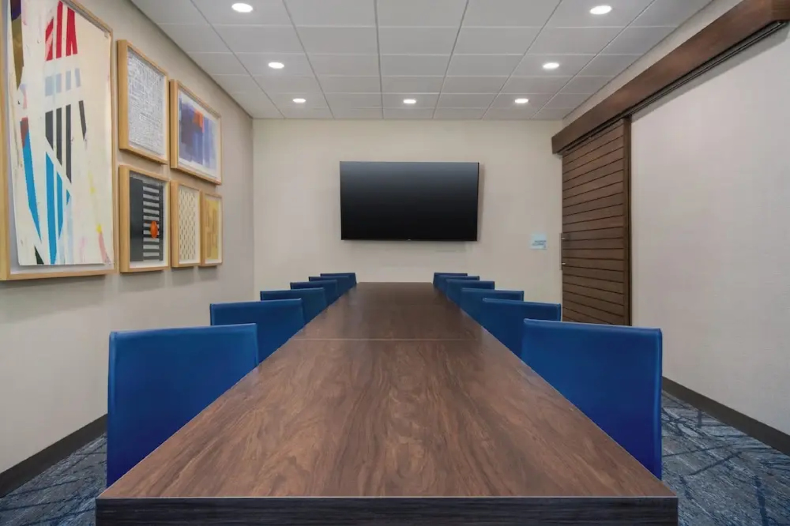 Holiday Inn Express & Suites Muskegon - Grand Haven by IHG