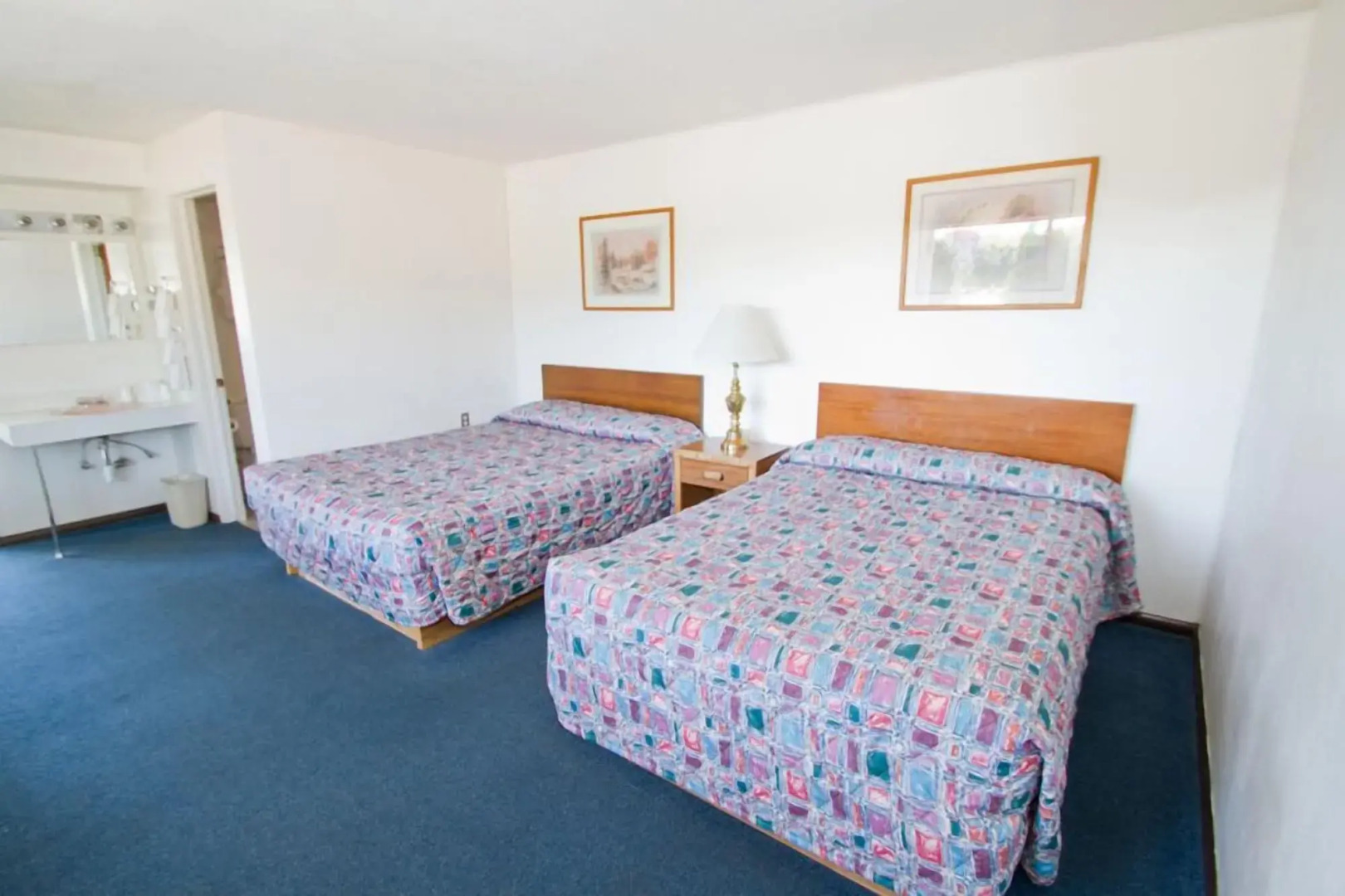 Brooks Street Motor Inn