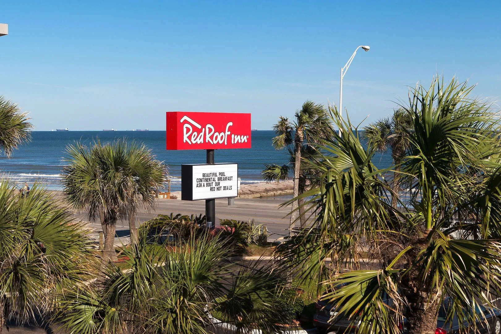 Clarion Pointe Galveston - Beachfront