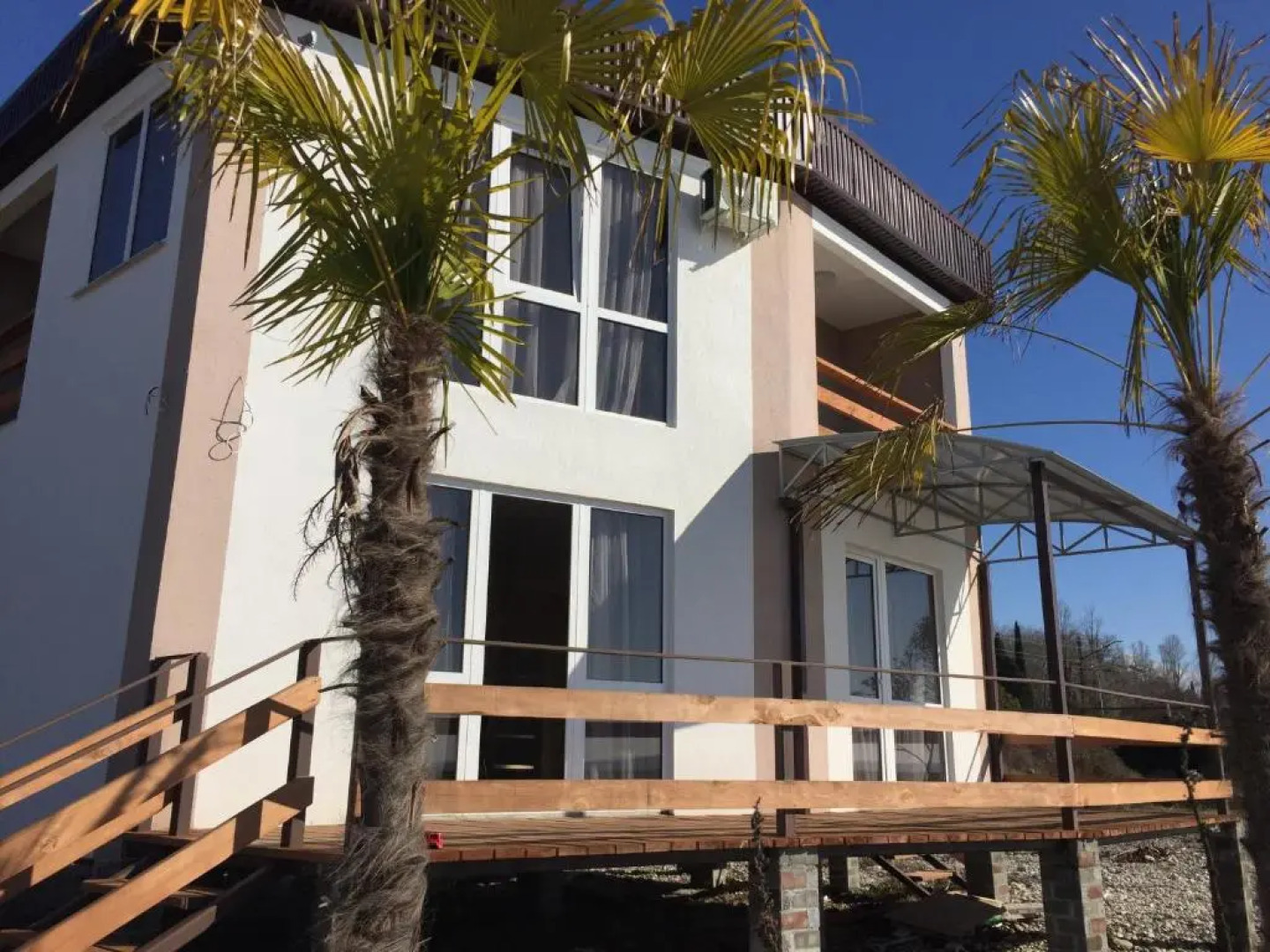 Apartments Izumrudniy Bereg