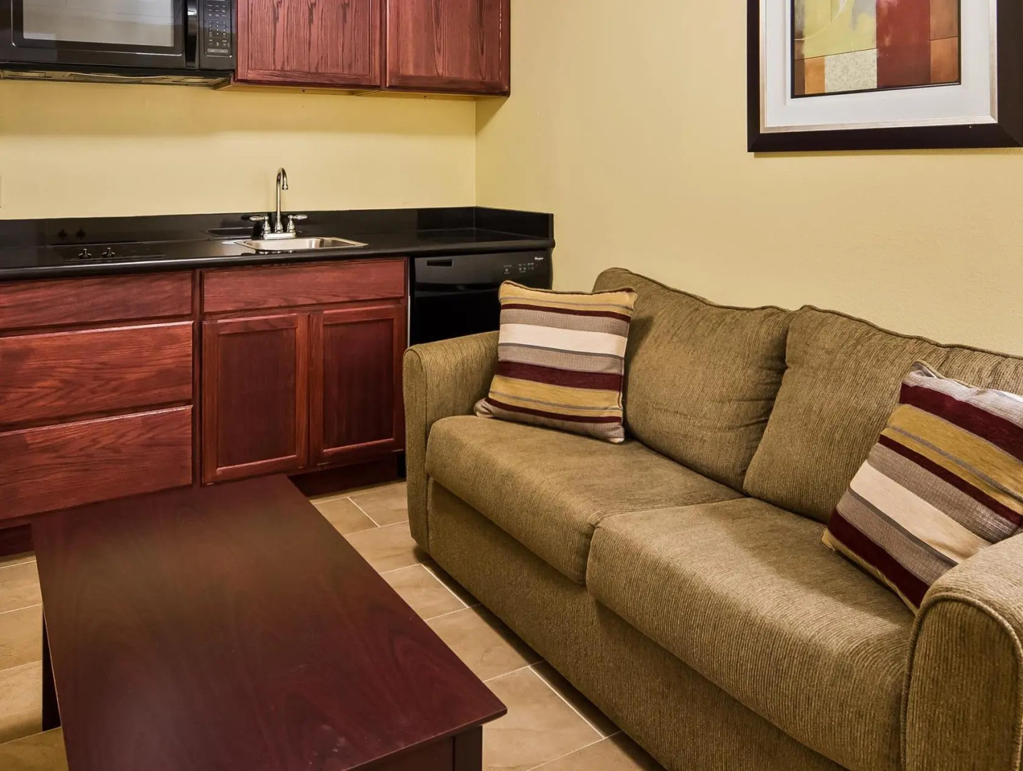 Best Western Airport Inn & Suites Cleveland