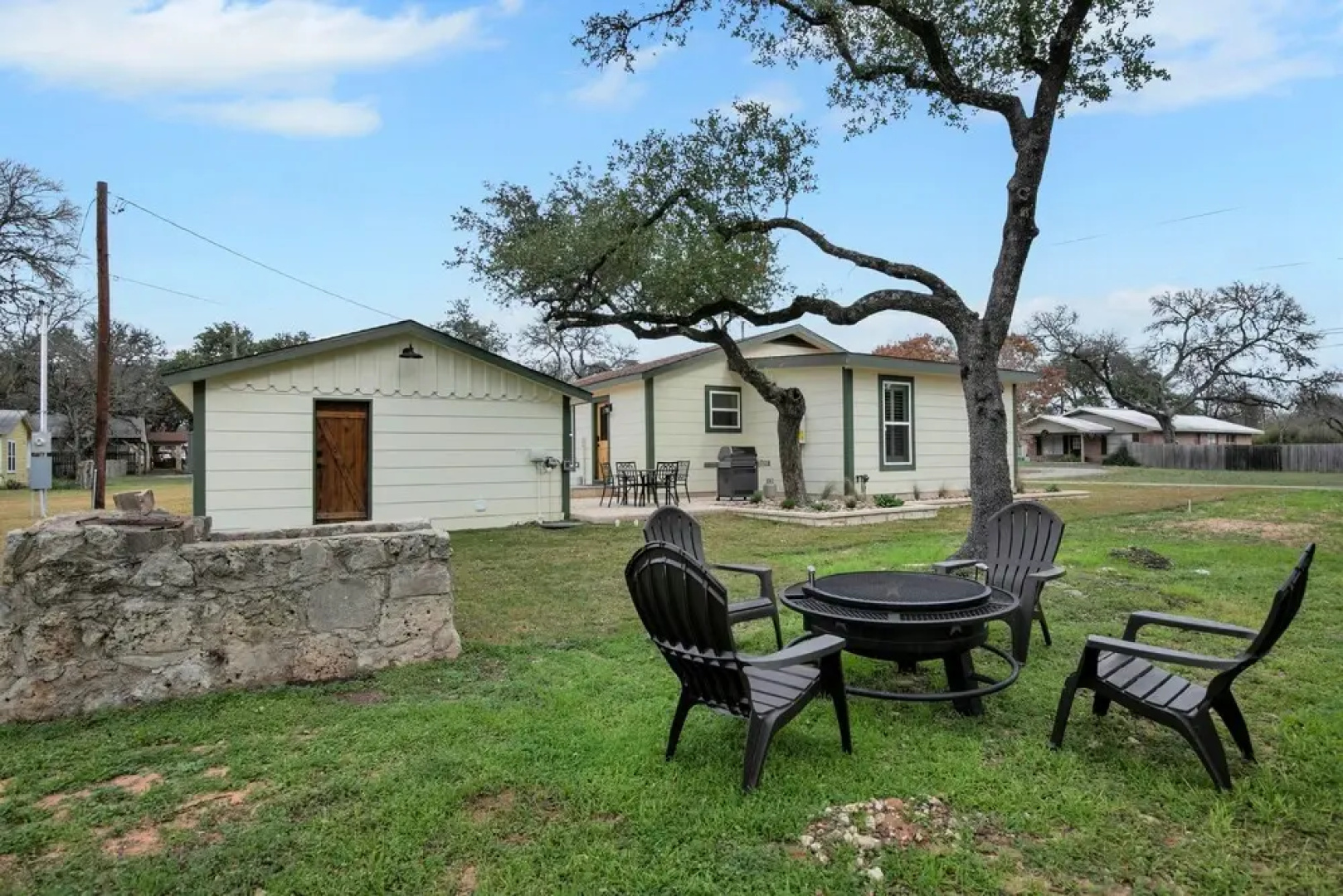 Charming Home W/firepit&grill 5min From Mercer St!