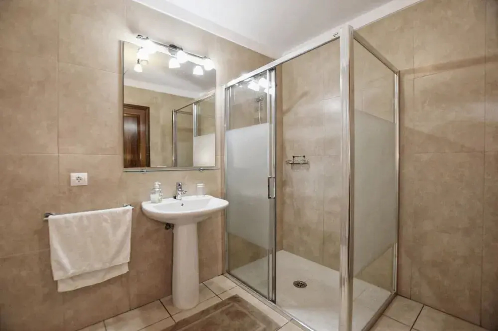 House in Majorca With Pool and Mountain Views