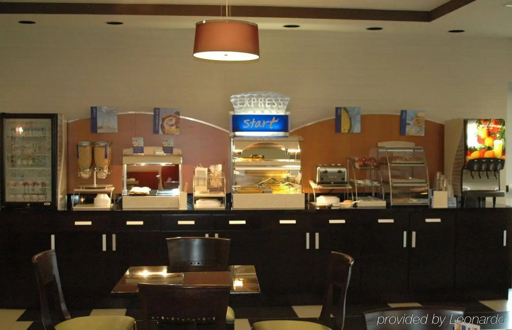 Holiday Inn Express Hotel & Suites Largo-Clearwater by IHG