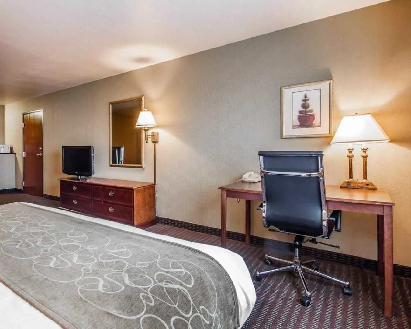 Comfort Suites Foxfire