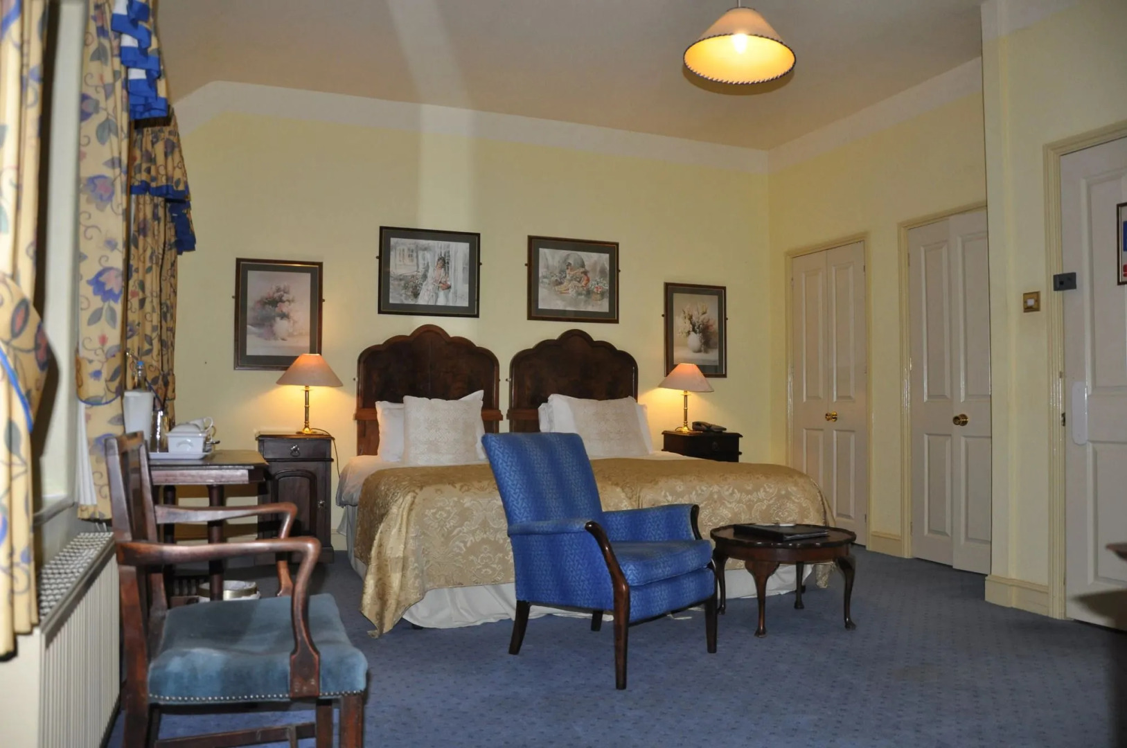 The Greyhound Inn Taunton