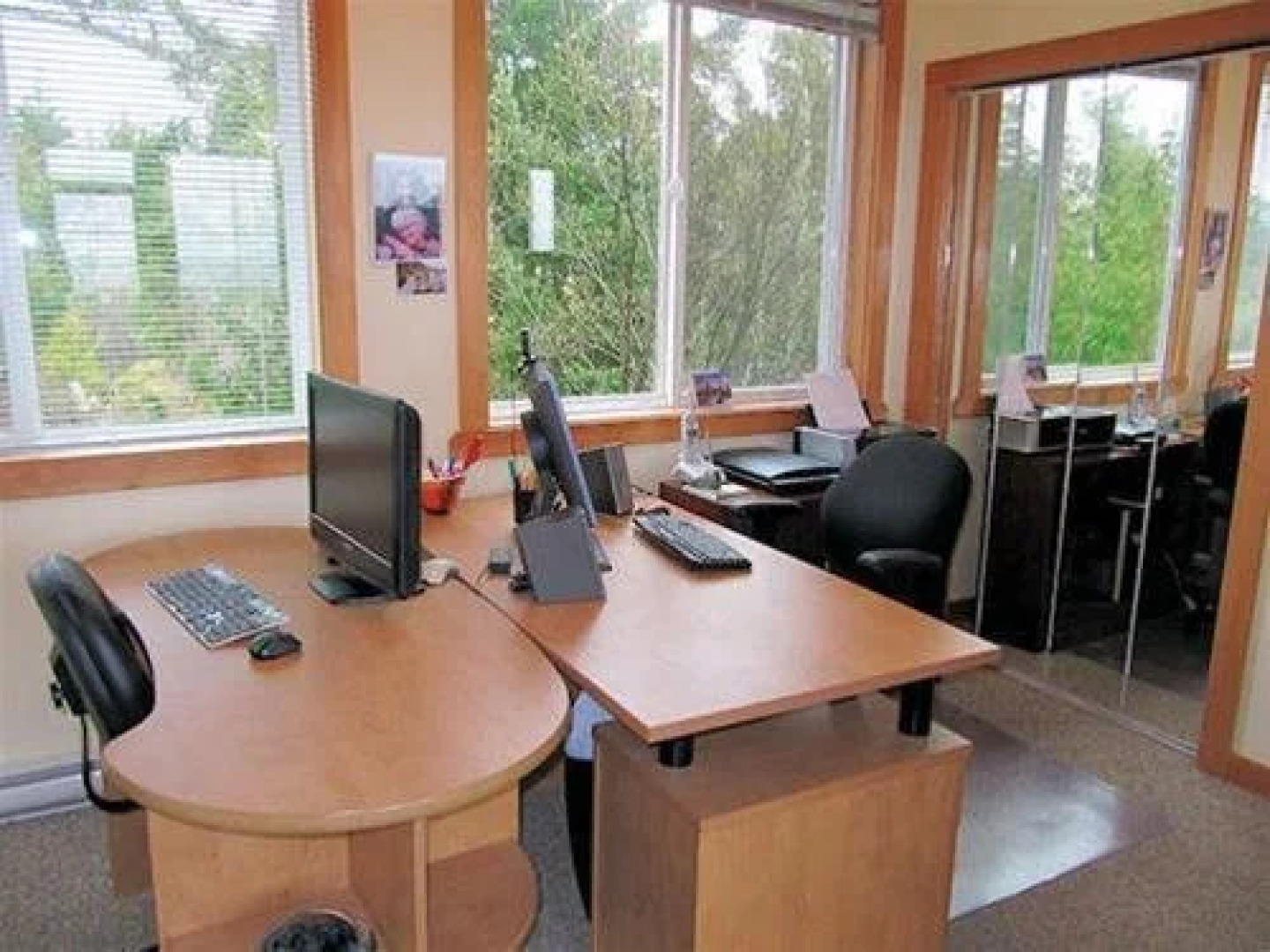 Seaview Cottage by BC Island Vacation Homes