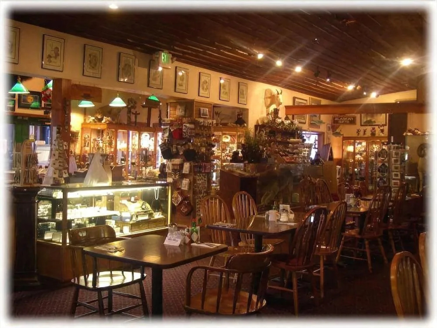 Totem Hotel and Suites