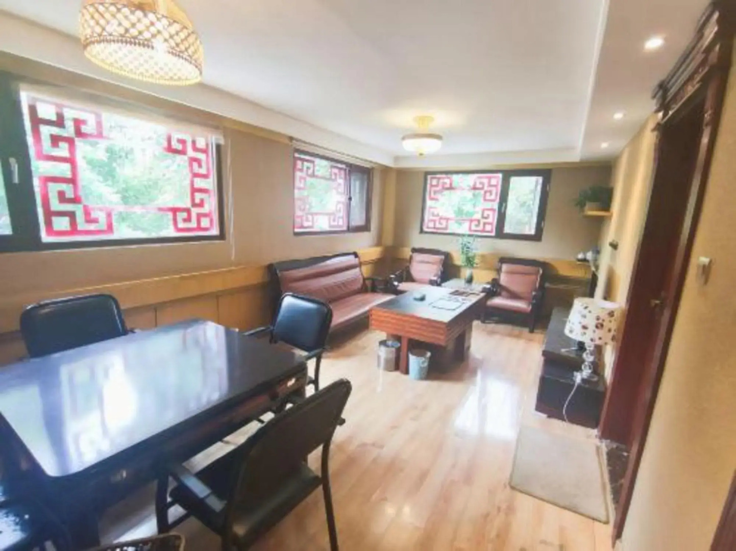 Yunmu Yayuan (Chuxiong Yi Ancient Town High Speed Railway Station)