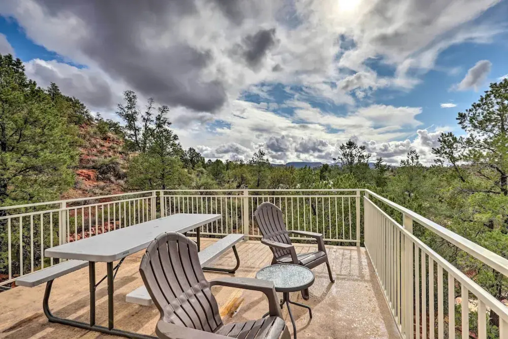 Mountain-view Rooftop Deck: Sedona Hideaway