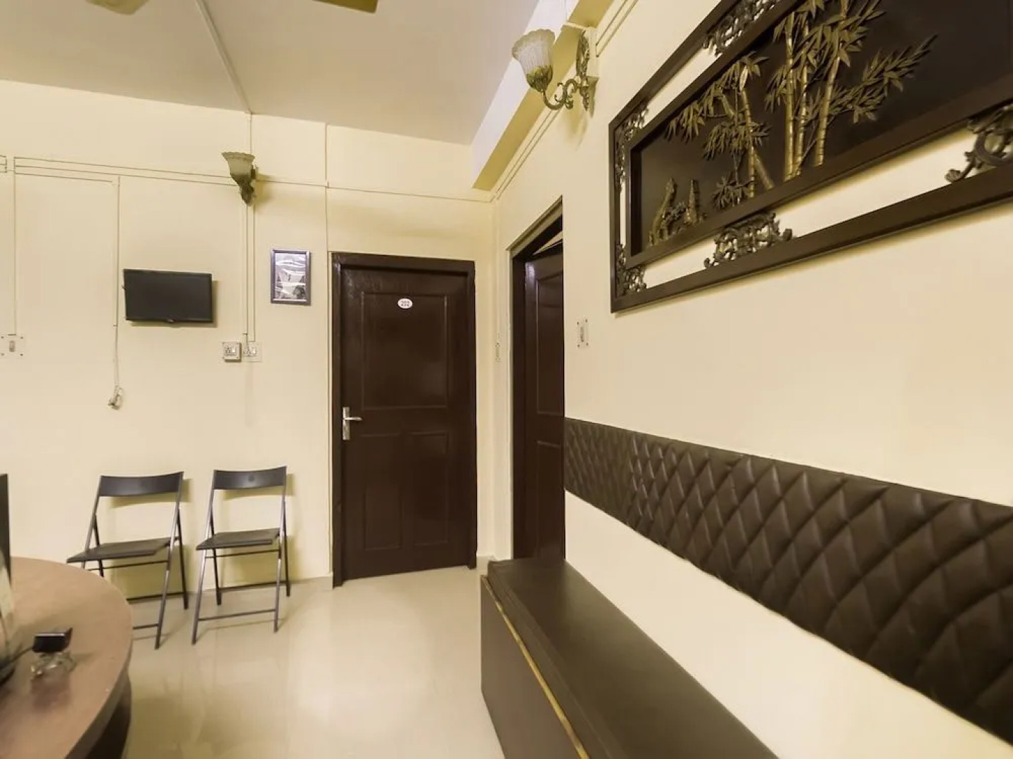 OYO 9671 Hotel Rudraksh Inn