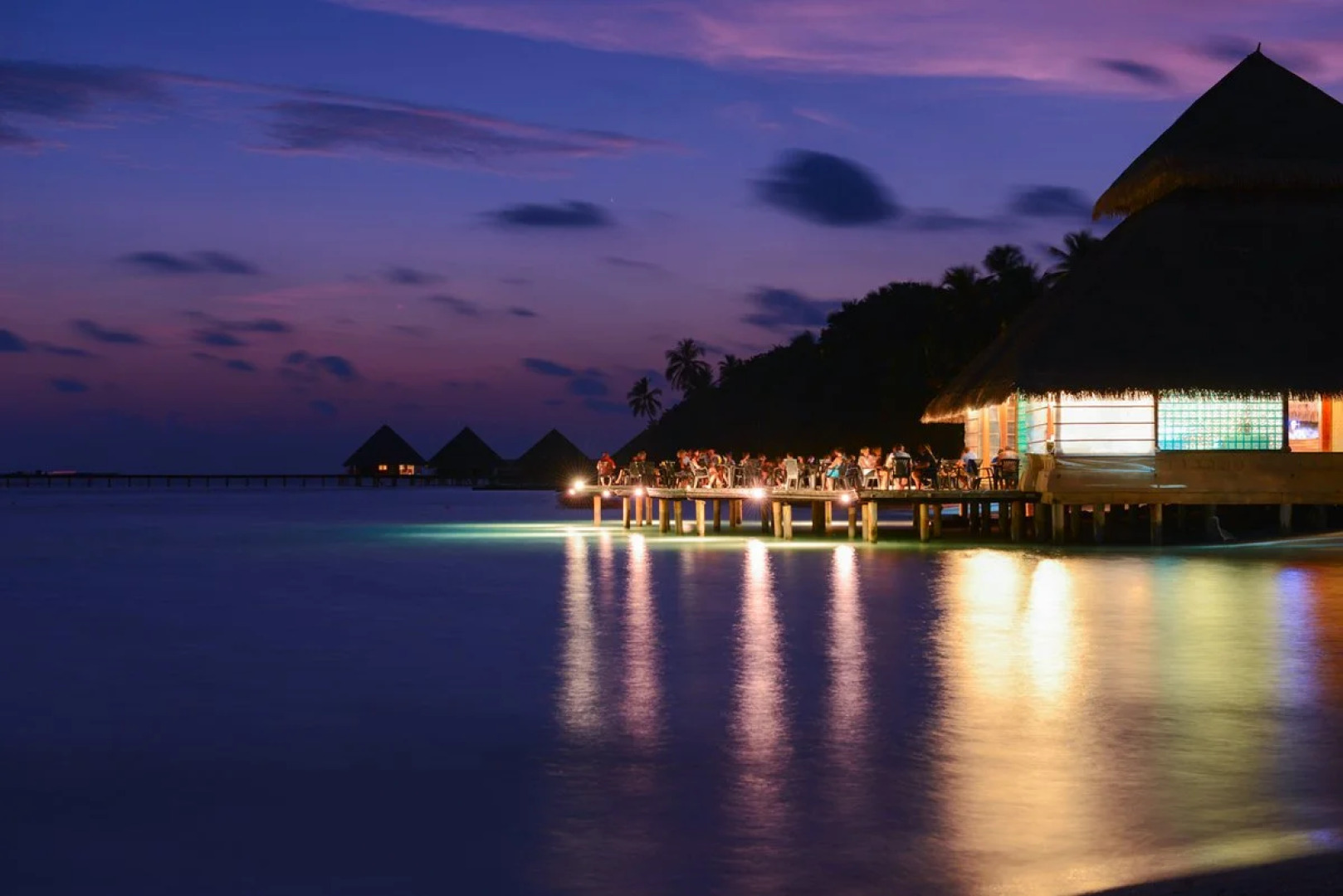 Отель Adaaran Club Rannalhi 