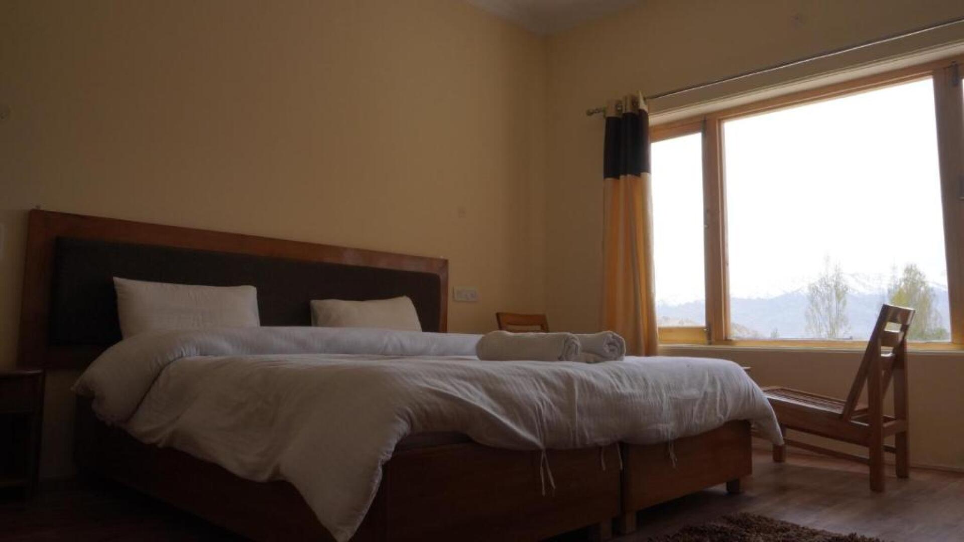 16 Arahat Guest House