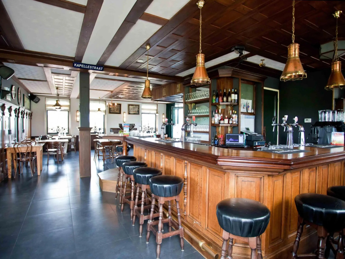 Detached, comfortable chalet with dishwasher, 8 km. from Hoorn