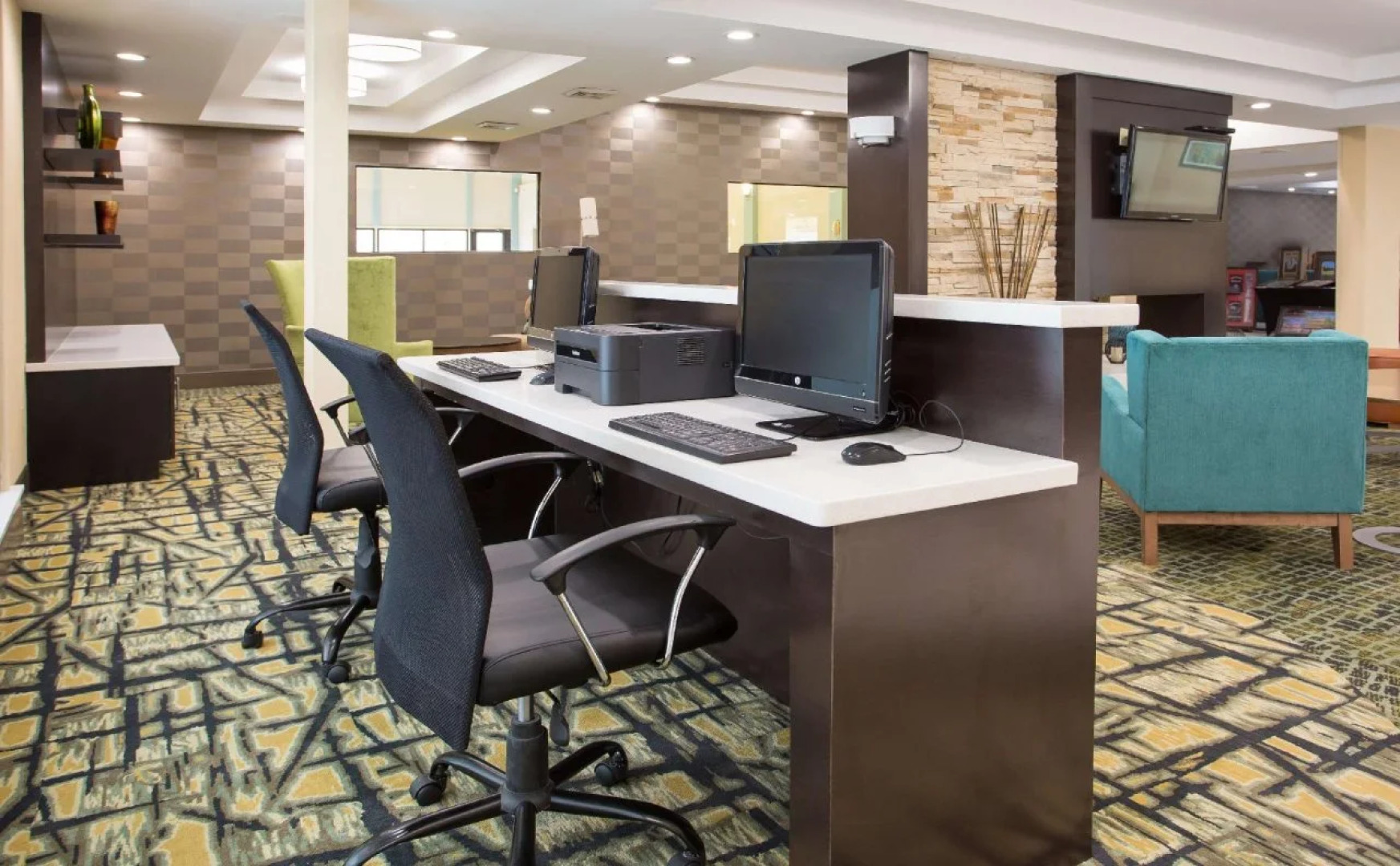 Best Western Plus New Englander