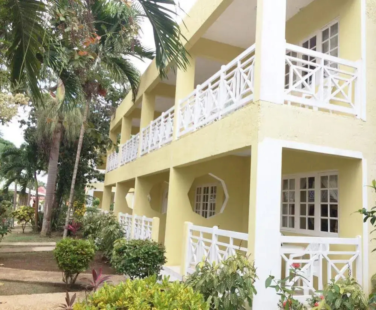 Merrils Beach 3 All Inclusive