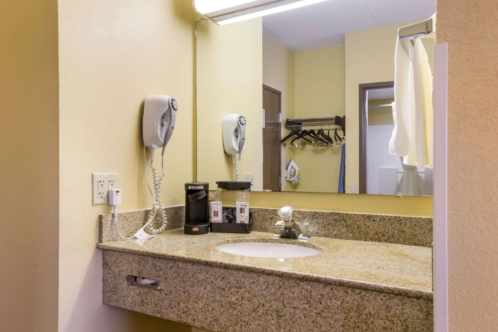 Quality Inn & Suites CVG Airport