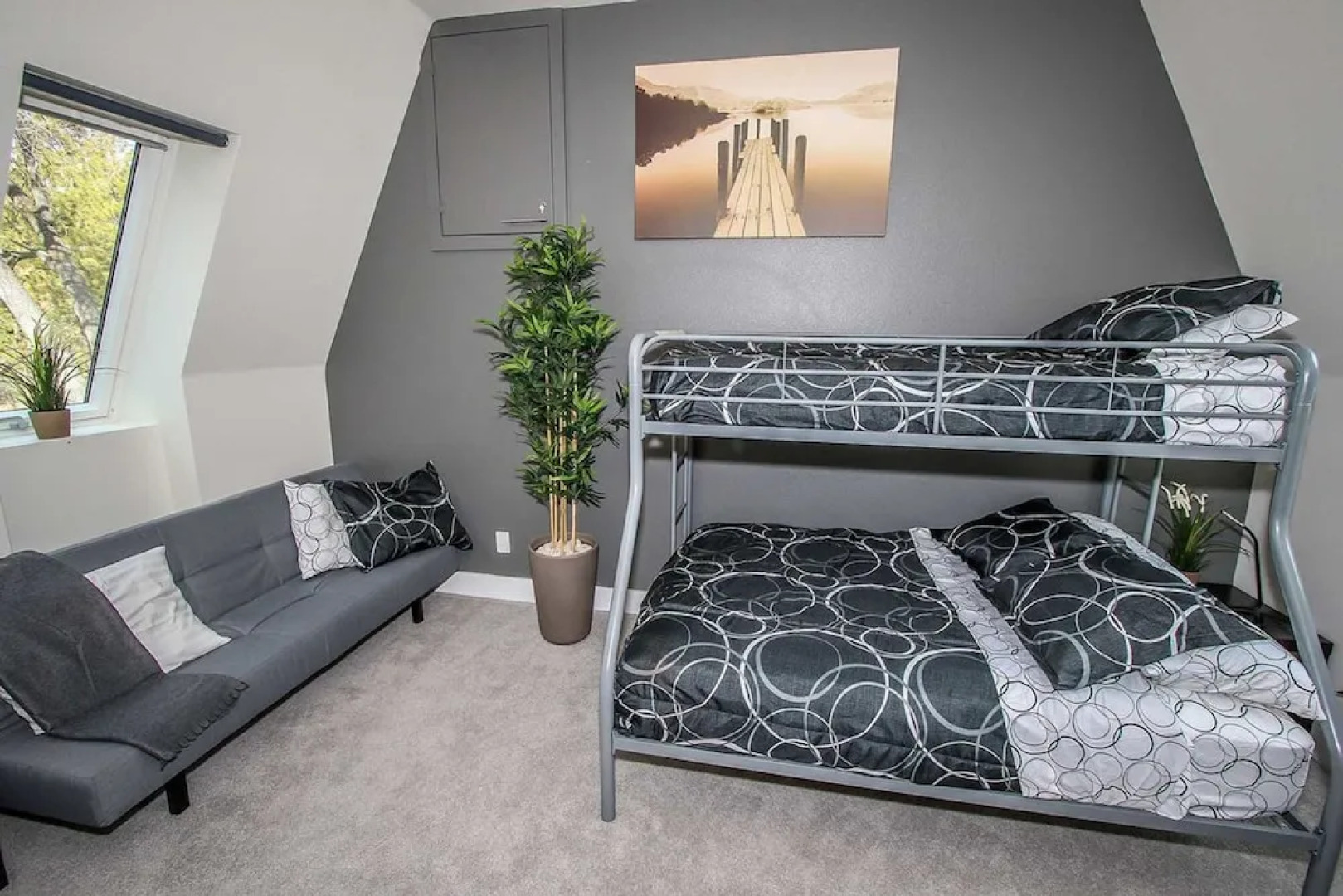 Glass Peak 1597 by RedAwning