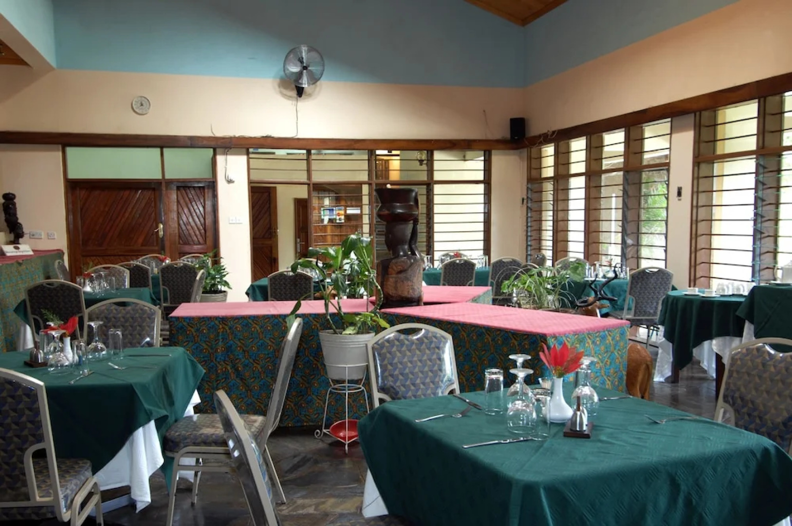 Wasawange Lodge and Tours