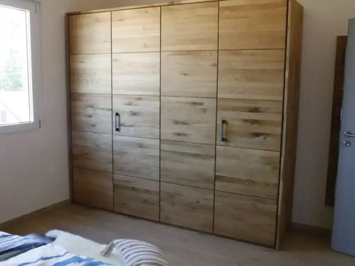 Welcoming Apartment Near Lake