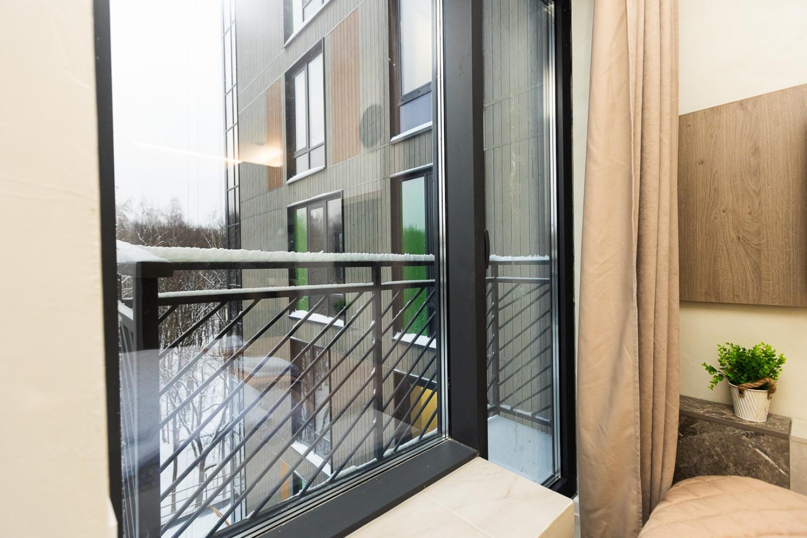MOKO Apartments (МОКО Апартментс) на проспекте Новоясеневский