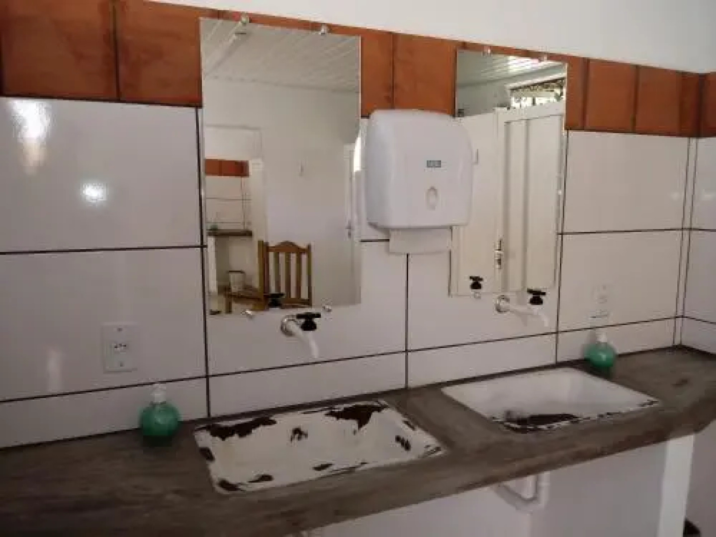 Hostel Parque Dos Saltos