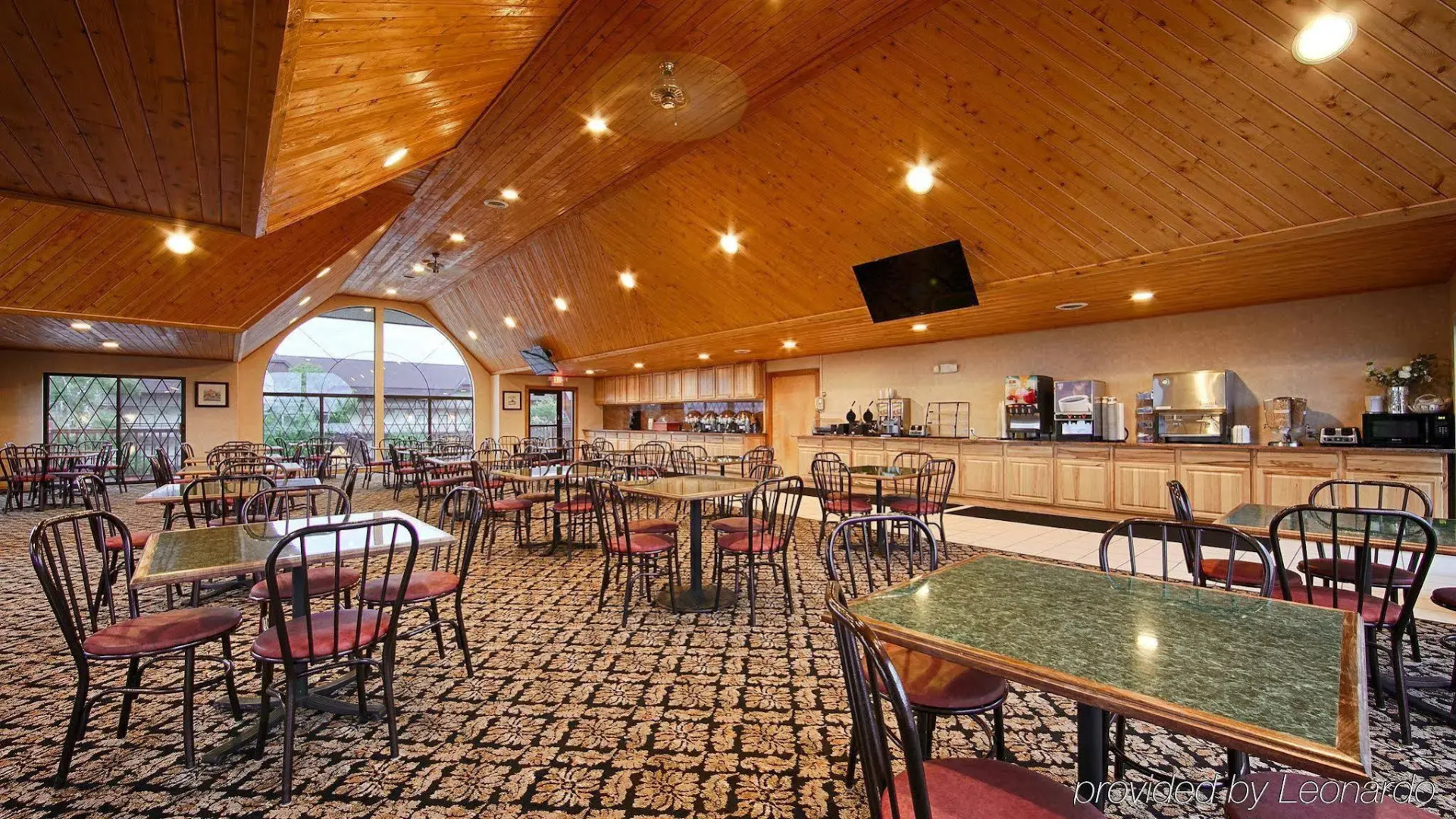 Best Western Plus Dockside Waterfront Inn