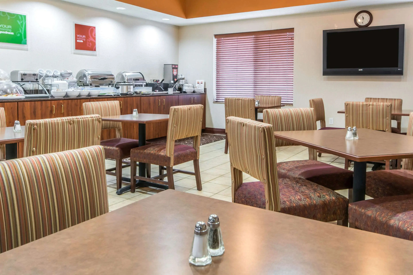 Comfort Suites