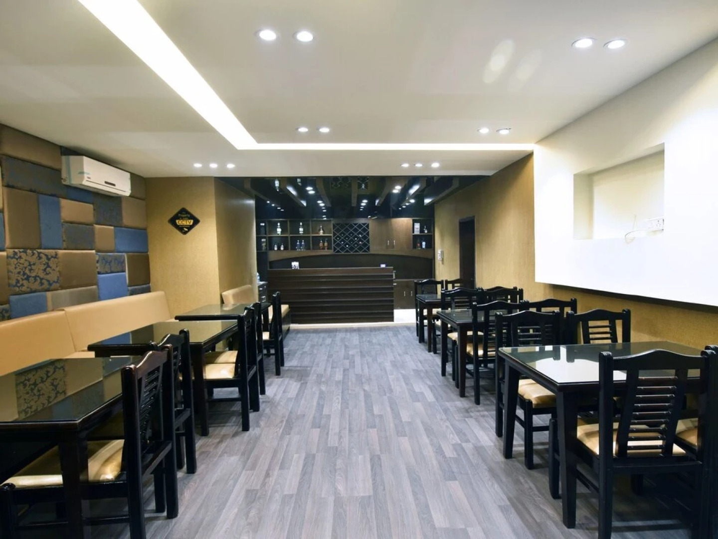 OYO 3412 Hotel Moti Mahal